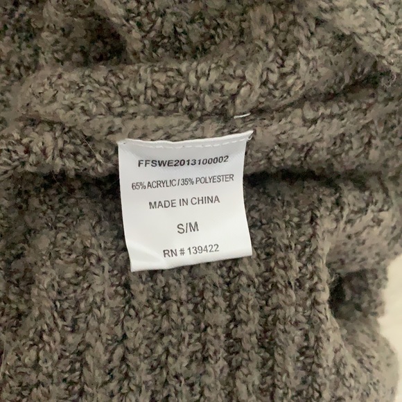 TOBI Brown Sweater Small EUC - Picture 4 of 4